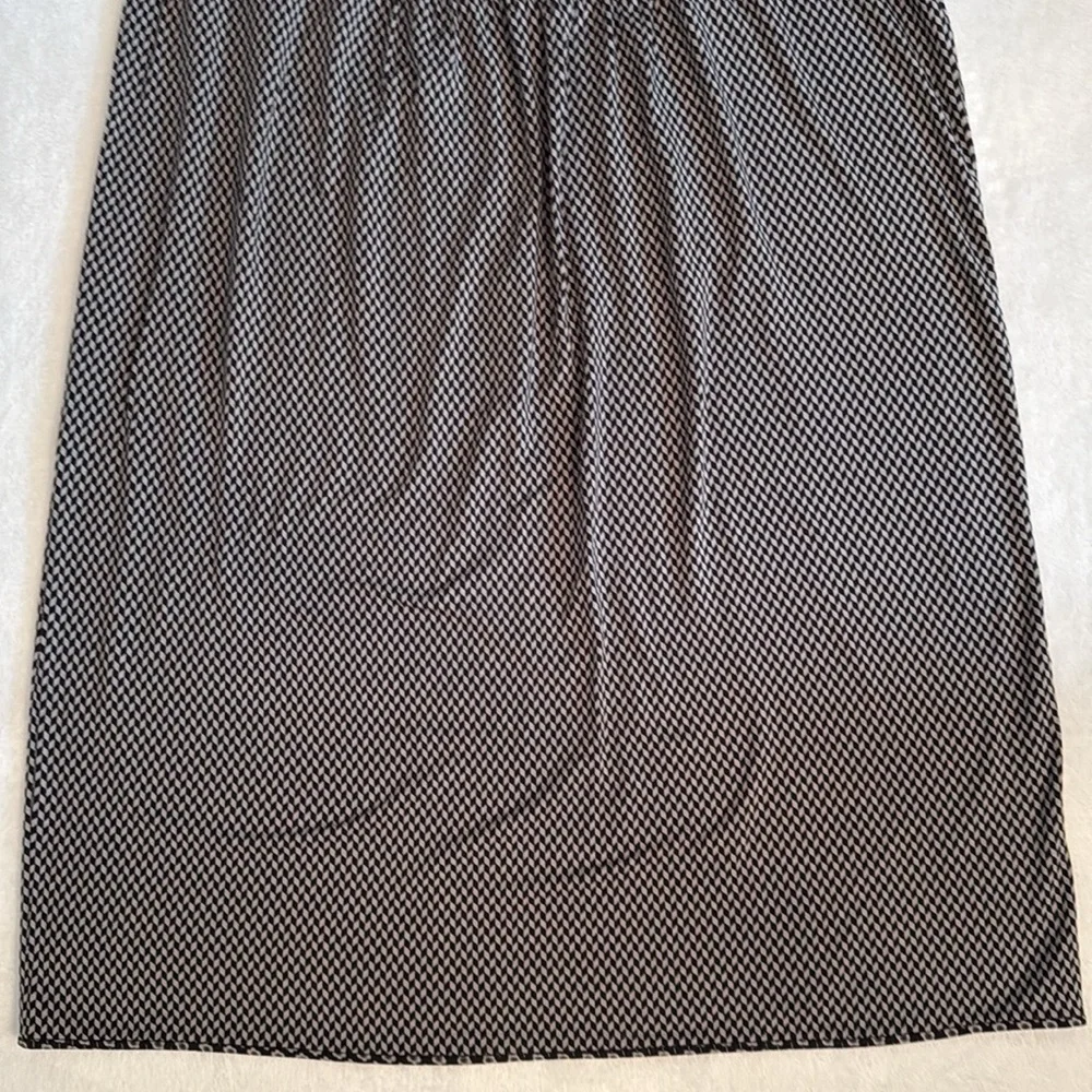 {NWT} Gudrun Sjoden | Geometric Print Lyocell Stretch Skirt Black/Gray (XL) - Picture 4 of 15